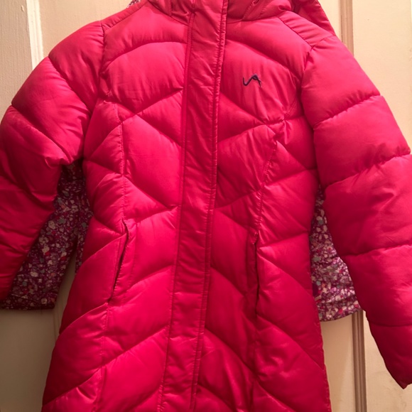 Coats - Picture 3 of 5